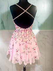 A-line/Princess Straps Short/Mini Lace Homecoming Dresses with Appliques Lace