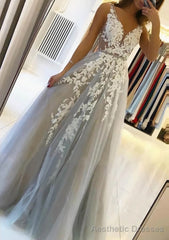 A-line V Neck Sleeveless Sweep Train Tulle Prom Dresses With Beading Lace