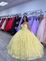 Ball Gown Lace Sweetheart Yellow Quinceanera Dress