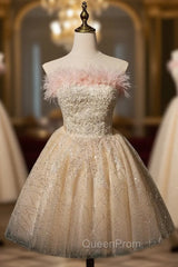 Champagne Tulle Sequins Beading Homecoming Dresses