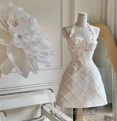 Chic A-Line Satin Halter Short Homecoming Dresses 18Th Birthday Outfits