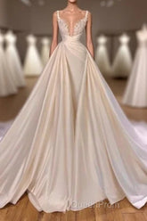 Chic Long A-line Sleeveless Spaghetti Strap Cathedral V-neck Satin Lace Wedding Dresses