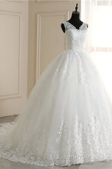 Classic White V neck Sleeveless Ball Gown Lace Wedding Dresses