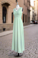 Dusty Sage Green A-Line Spaghetti Straps Pleated Chiffon Bridesmaid Dress With Bow