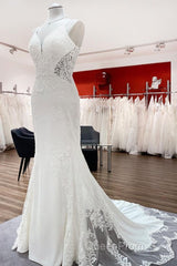Elegant Long Mermaid Spaghetti Straps Lace Satin Open Back Wedding Dresses