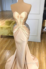 Elegant Sweetheart Champagne Evening Prom Dresses Mermaid Long With Crystals