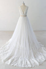 Elegant V-neck Lace Tulle A-line Wedding Dresses