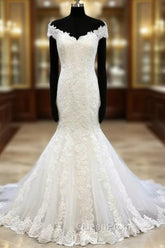 Lace Trumpet/Mermaid Sweep Train Off-The-Shoulder Wedding Dresses