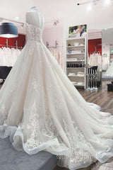 Long Ball Gown V-neck Spaghetti Straps Tulle Lace Wedding Dresses