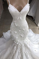 Long Mermaid Spaghetti Strap Appliques Lace Wedding Dresses