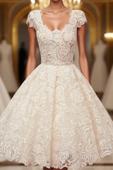 A-line Scoop Lace Short Evening Prom Dresses Cap Sleeves Homecoming Dresses