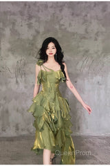 Pretty Irregular Ruffled Spaghetti Straps Green Evening Prom Dresses With Detachable Rose Long Birthday Dresses For Women