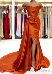 Sheath/Column Off-the-Shoulder Short Sleeve Charmeuse Court Train Prom Dresses With Pleated