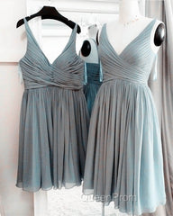 Short Pleated V-Neck Chiffon Bridesmaid Dresses