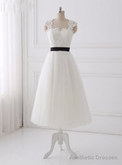 Simple Bohemian Tea Length Wedding Dresses