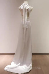 Simple Sheath Satin White Long Wedding Dresses Backless Brides Dresses