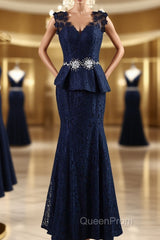 Trumpet/Mermaid Scoop Floor-Length Lace Mother of the Bride Dresses With Applique