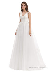 Tulle V-neck Appliques Wedding Dresses