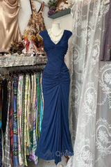 Vintage Fashion Mermaid V Neckline Navy Blue Floor Length Evening Dresses Evening Prom Dresses