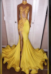 2025 Junoesque Yellow Split Mermaid/Trumpet Long Sleeve Satin Prom Dresses