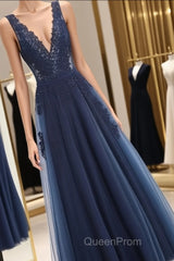 Glamorous Navy Blue Lace Tulle V Neck See Through Evening Prom Dresses