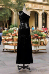 Charming One Shoulder Sequins Floor Length Bridesmaid Dresses