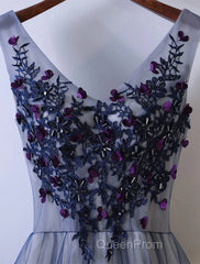 A-Line Bridesmaid Dresses V Neck Sleeveless Elegant Floor Length Tulle With Beading / Appliques