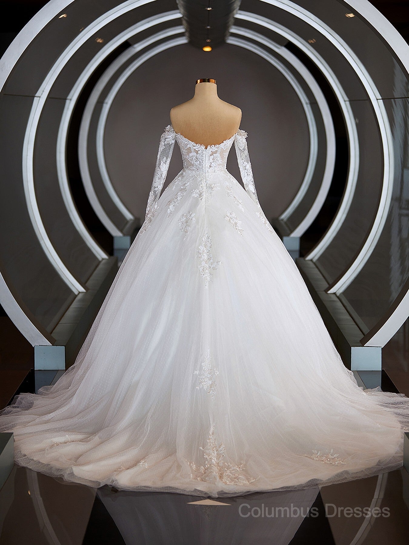 Wedding Dresses Girl, A-Line/Princess Off-the-Shoulder Sweep Train Tulle Wedding Dresses with Appliques Lace