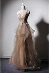 A-Line Evening Prom Dresses Open Back Dresses Formal Wedding Party Floor Length Sleeveless Spaghetti Strap Lace With Ruffles Appliques