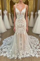 Elegant V Neck Mermaid Lace Appliques Wedding Dresses