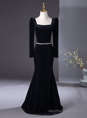 Black Mermaid Velvet Long Sleeve Prom Dress