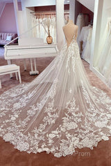 Charming Long A-Line Spaghetti Straps Appliques Lace Tulle Backless Wedding Dresses