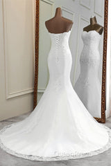 Chic Long Mermaid Strapless Lace Appliques Wedding Dresses