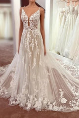 Gorgeous Spaghetti-Straps Lace Wedding Dresses Tulle Sleeveless Bridal Gowns