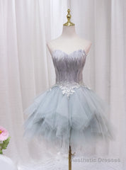 Gray Tulle Strapless Feather Appliques Homecoming Dress