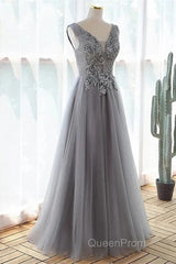 Grey A-Line Tulle With Lace Long Formal Dresses V-Neckline Evening Prom Dresses Sleeveless December Wedding Guest Dresses