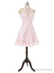 Homecoming Dresses A-line Halter Knee Length Flowers Appliques