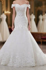 Lace Off-The-Shoulder Trumpet Long Wedding Dresses