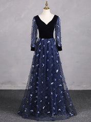 Navy Blue Tulle Long Sleeve V-neck Butterfly Prom Dress