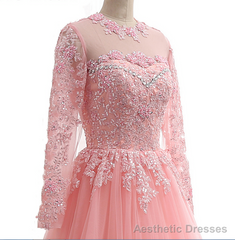 of Appliques long neck O a line long veils Evening Dresses