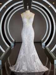 Wedding Dresses Top, Sheath/Column Scoop Court Train Lace Wedding Dresses with Appliques Lace