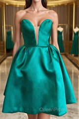 Short V Neck Green Evening Prom Dresses, V Neck Short Green Formal Homecoming Dresses
