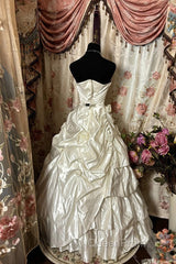 Simple Ball Gown Strapless Sleeveless Pleats White Satin Wedding Dresses