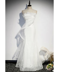 Sparkling White Sleeveless Off Shoulder Ball Dresses With White Thin Shoulder Straps Backless Straps And Floor Length Ruffled Edge For Evening Dressesing