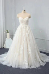 Sweetheart Backless Long Wedding Dresses Tulle With Lace Appliques