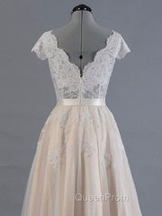 V Neck Short Sleeves Wedding Dresses Lace Applique Floor Length Tulle Bridal Gowns