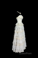 Vintage Ball Gown Strapless White Lace Evening Prom Gown Fairy Evening Prom Dresses